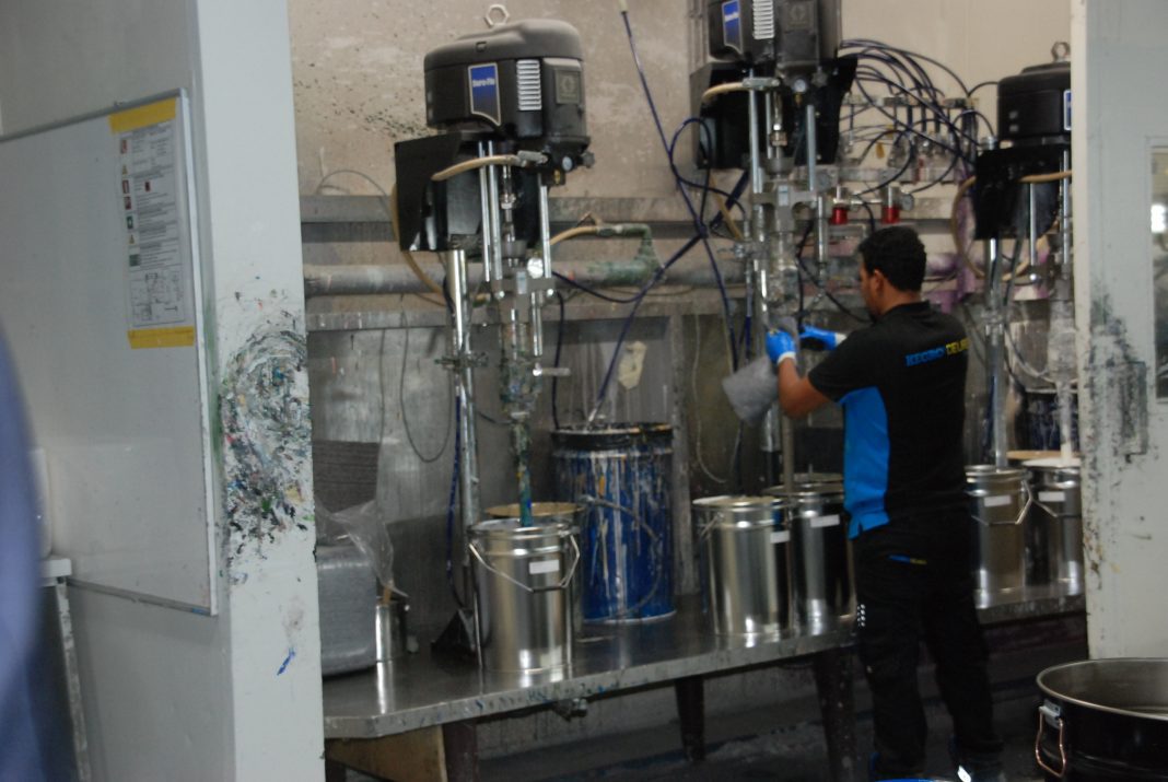 Mensen met een beroepsziekte als gevolg van het werken met gevaarlijke stoffen kunnen een éénmalige financiële tegemoetkoming van de overheid aanvragen. dat geldt nu ook voor zelfstandigen.