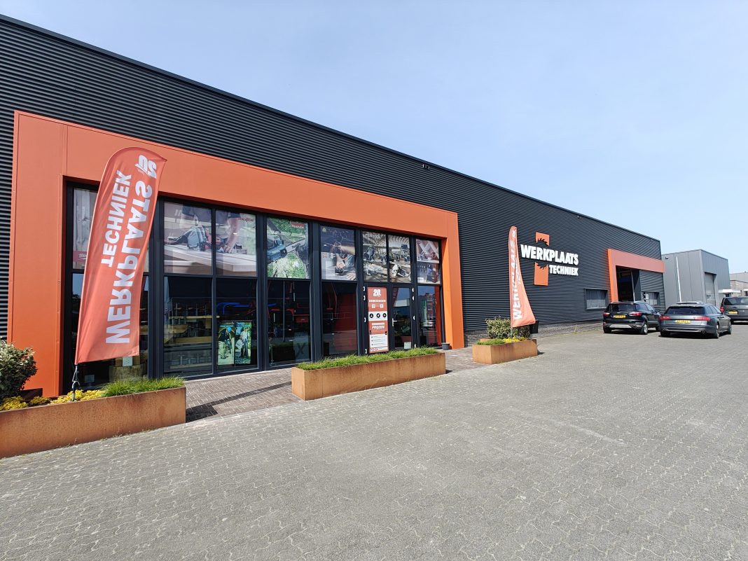 In de vernieuwde showroom aan de Lange Baan 21 in Steenwijk is op donderdag 30 en vrijdag 31 mei tussen 10:00 en 17:00 van alles te beleven.