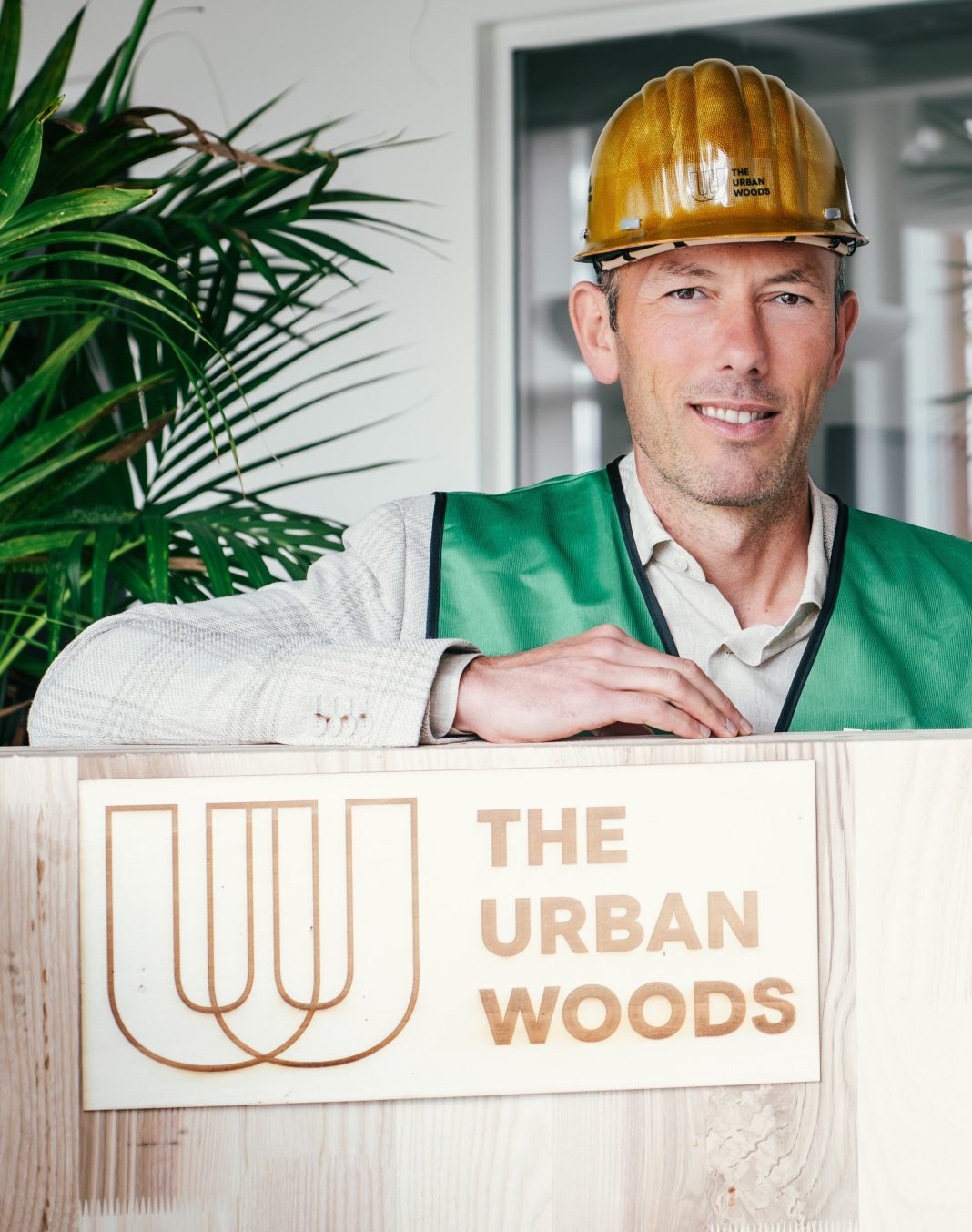 Tim Vermeend, co-founder The Urban Woods: “1 miljard pallets werden jaarlijks weggegooid en nu… gaan we er gewoon in wonen.”