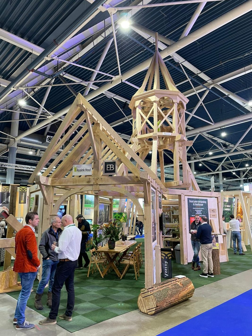 Hout presenteert zich op de BouwBeurs