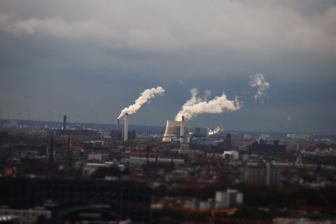 Volgens Milieudefensie-directeur Donald Pols hebben bedrijven een grote verantwoordelijkheid bij het tegengaan van de klimaatcrisis. (Valentin Baciu)
