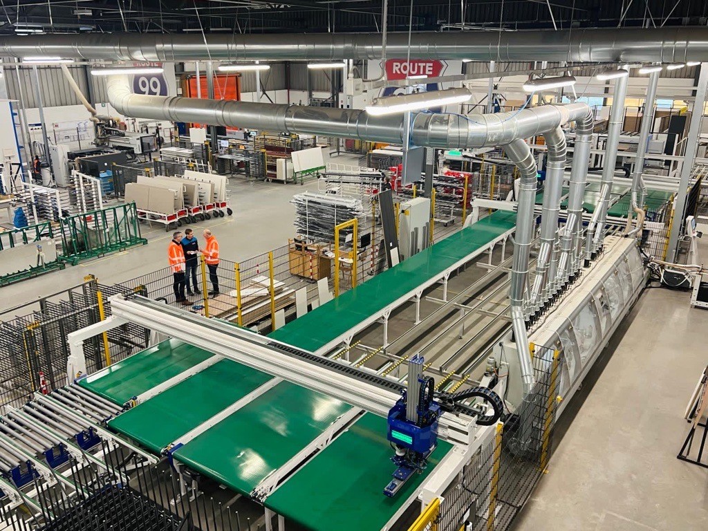 Deli Home investeert in een veilige, inclusieve en aantrekkelijke werkplek, waarbij vakmanschap, innovatie en het behoud van talent centraal staan.