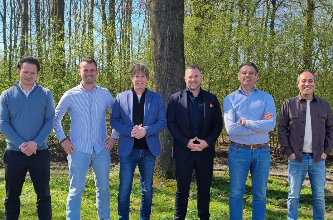 V.l.n.r. Hans Kroon (Ekosiet), Teus Jan de Jong (Bos Machines), Branko Westra (Trivec), Emile Stuy (Anker Stuy), Joost Coolen (Mill Panel), Ruud Duivestein (Duivestein Techniek)